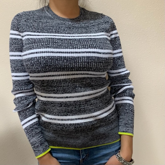 Never worn, comfy striped sweater, fitted! - Picture 4 of 4